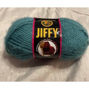 1 Skein Discontinued Lion Brand Jiffy Bulky Wt. Acrylic Yarn - 181 Country Green